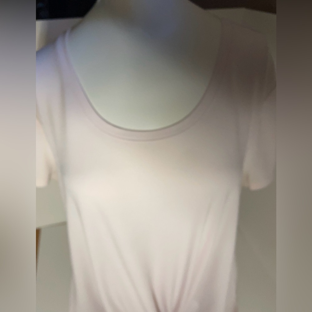 Candie’s Pink knot top size XL - Picture 3 of 6